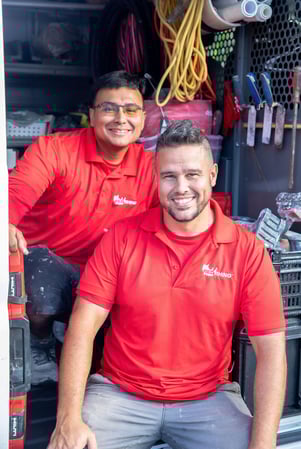 Images RED RHINO - The Pool Leak Experts