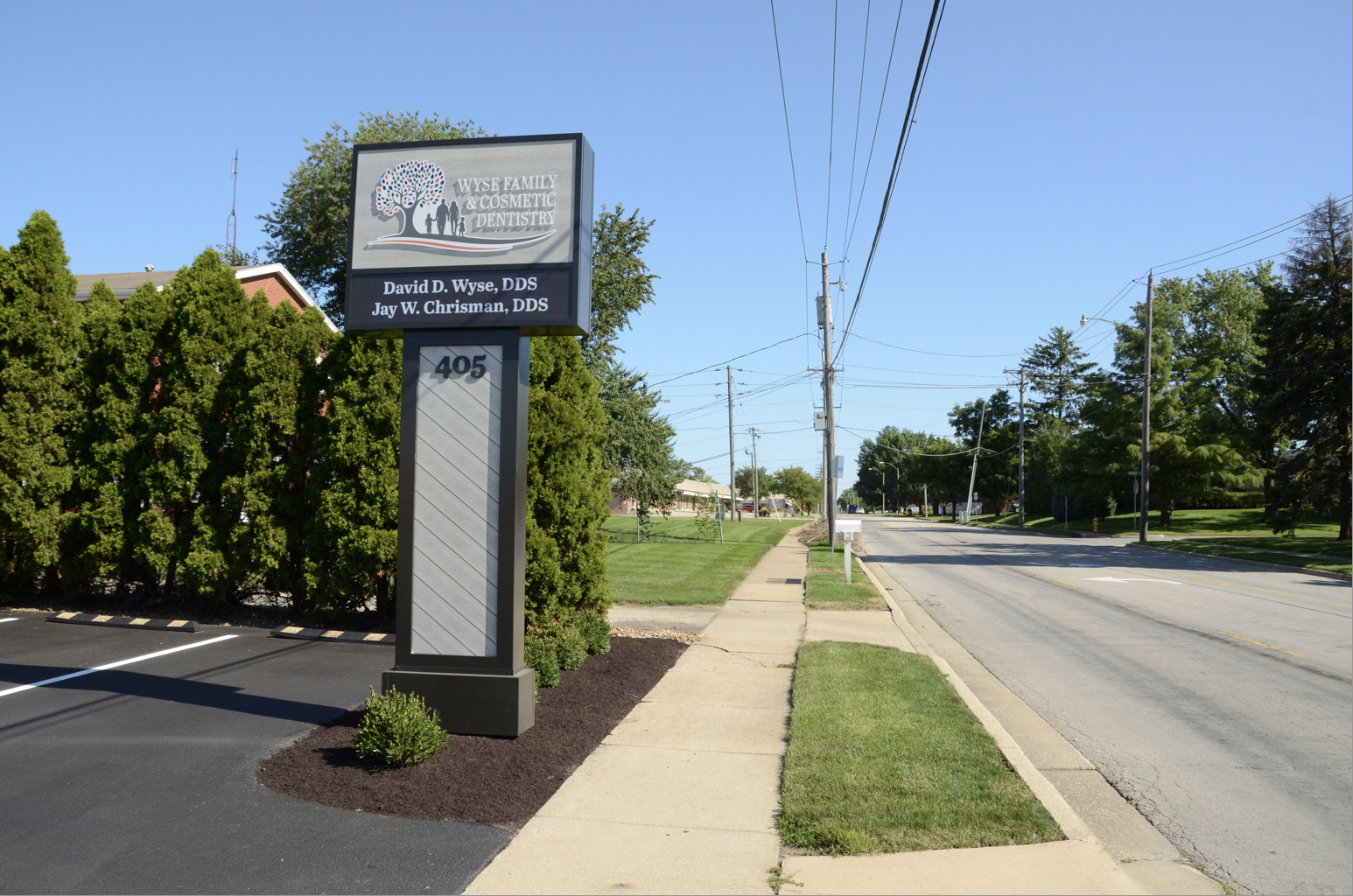 Exterior of Wyse Family & Cosmetic Dentistry | Bloomington, IL