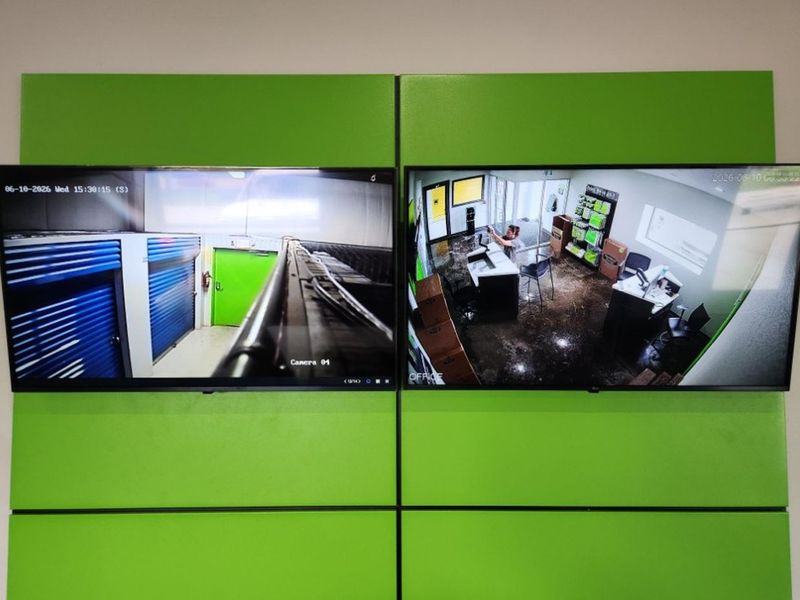 3177_Merchandise Wall 