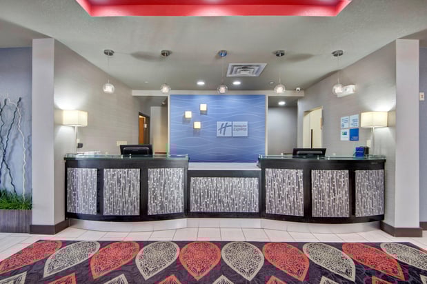 Images Holiday Inn Express & Suites Oklahoma City North by IHG