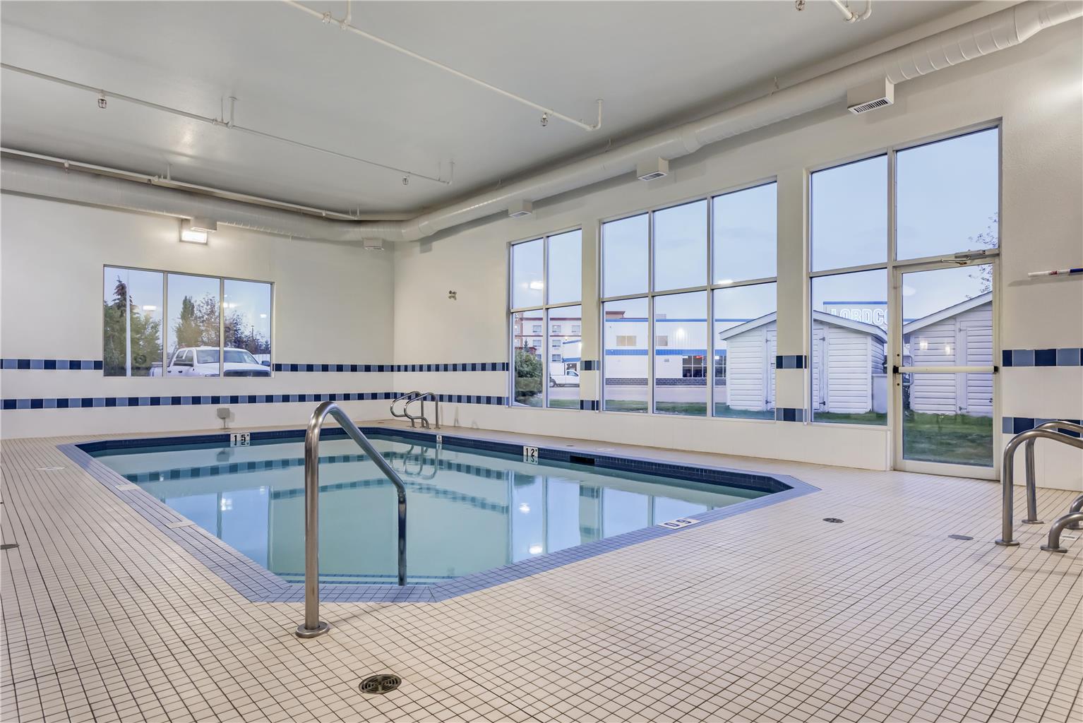 Images Best Western Plus Red Deer Inn & Suites