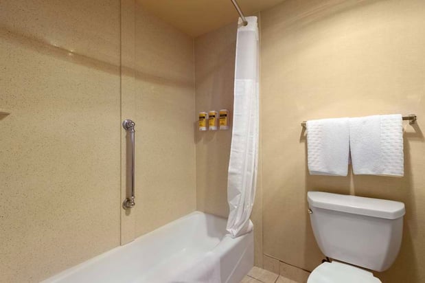 Images Best Western Plus Redondo Beach Inn