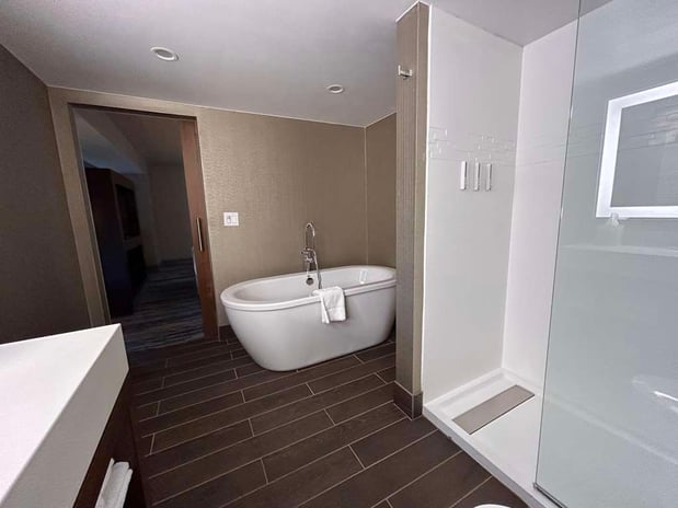 Images Skyline Hotel Detroit Airport, SureStay Collection by BW