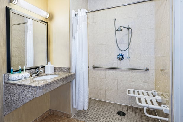 Images Holiday Inn Express & Suites Cotulla by IHG
