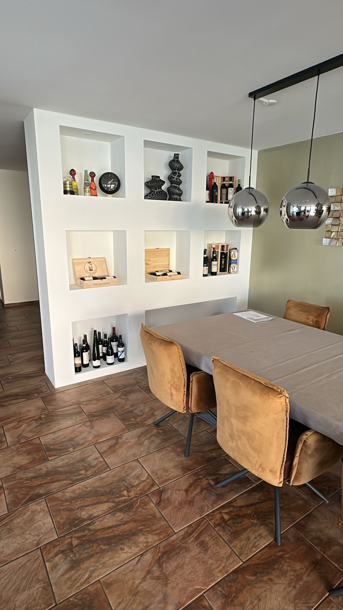 Bilder Ferraro Gipsergeschäft