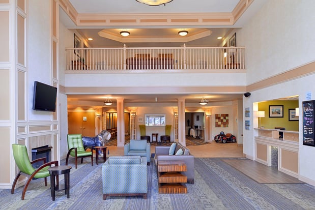 Images Holiday Inn Express & Suites St. Joseph Lakefront by IHG