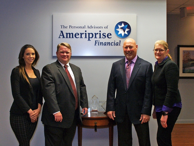 Images Hensley, Birney & Associates - Ameriprise Financial Services, LLC