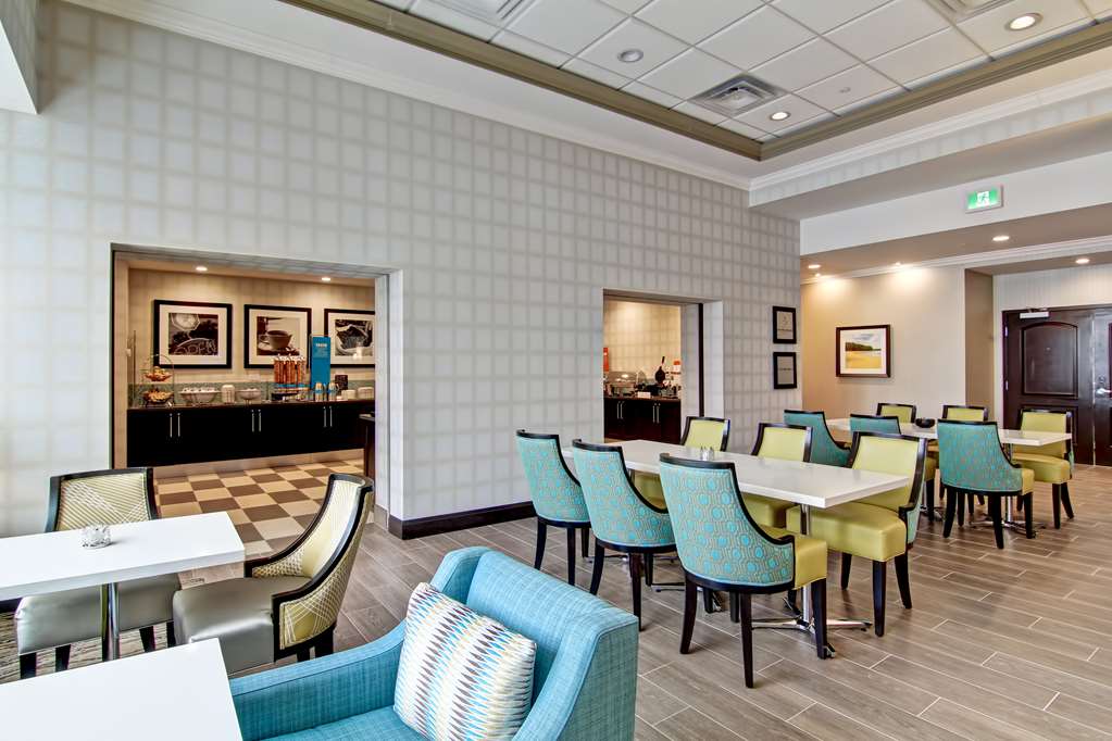 Images Hampton Inn & Suites by Hilton Saskatoon Airport