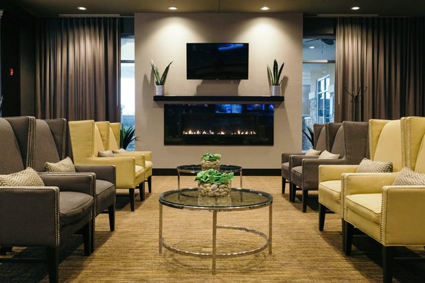 Images Holiday Inn & Suites East Peoria by IHG