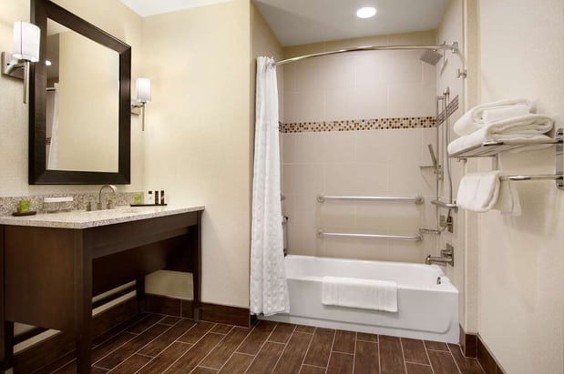 Images Embassy Suites by Hilton Fayetteville Fort Bragg