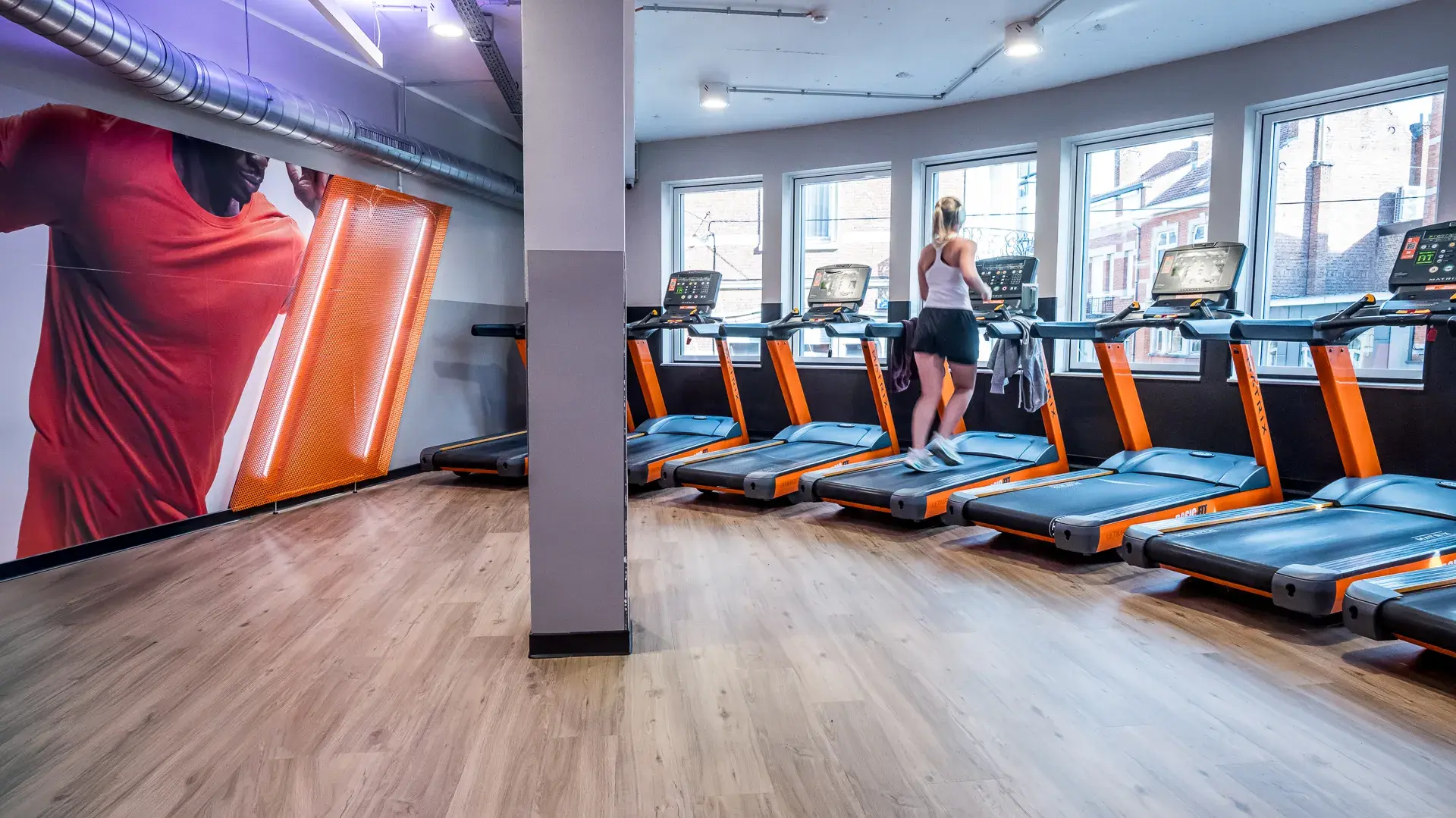 Images Basic-Fit 24/7