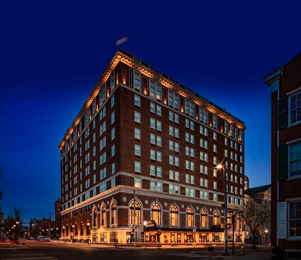 Images The Yorktowne Hotel, Tapestry Collection by Hilton