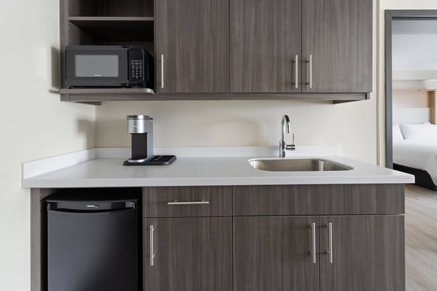 Images Holiday Inn & Suites Richmond - West End by IHG