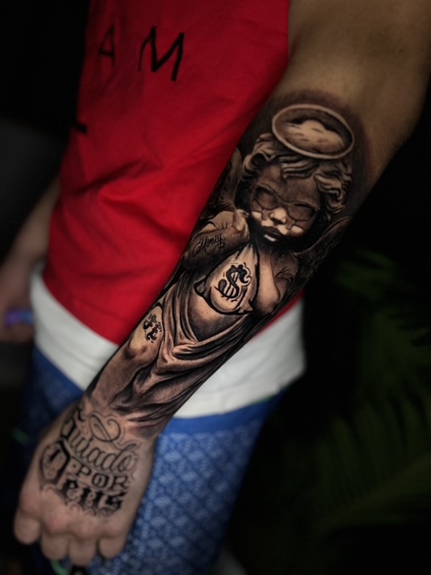 Rafael Dominoni Tattoo Artist Image