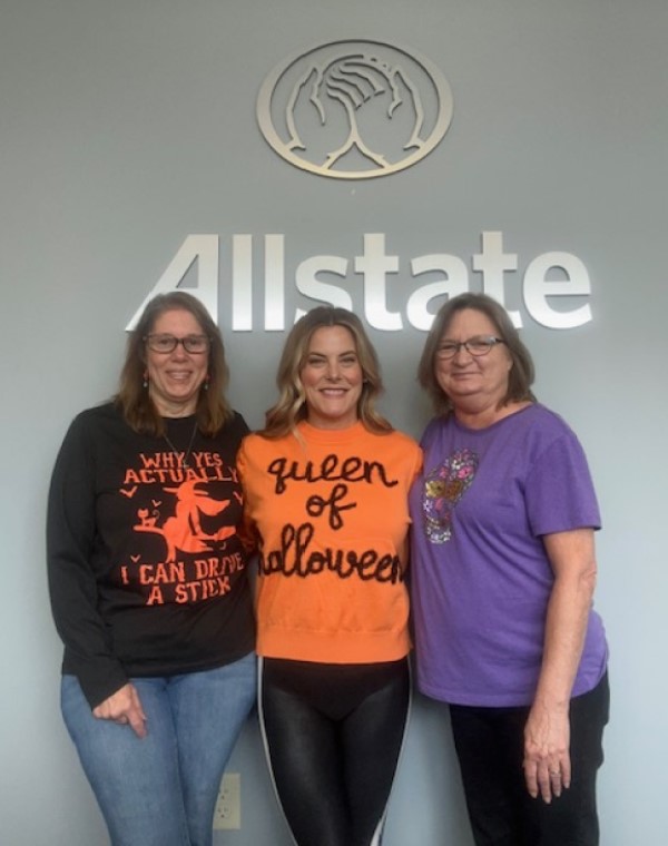 Agency owner, April Byard, celebrating Halloween 2023 in the office with Danelle and Sandy. Feel free to stop by for a policy review or to visit us when you’re in the area!