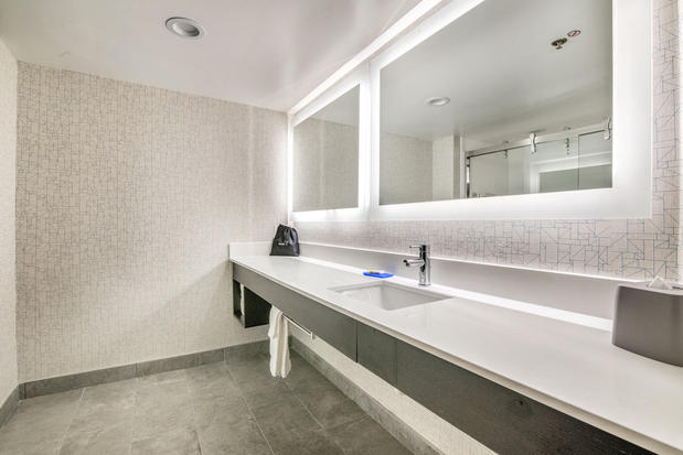 Images Holiday Inn Express & Suites Longview North by IHG