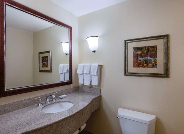 Images Hilton Garden Inn Las Vegas Strip South