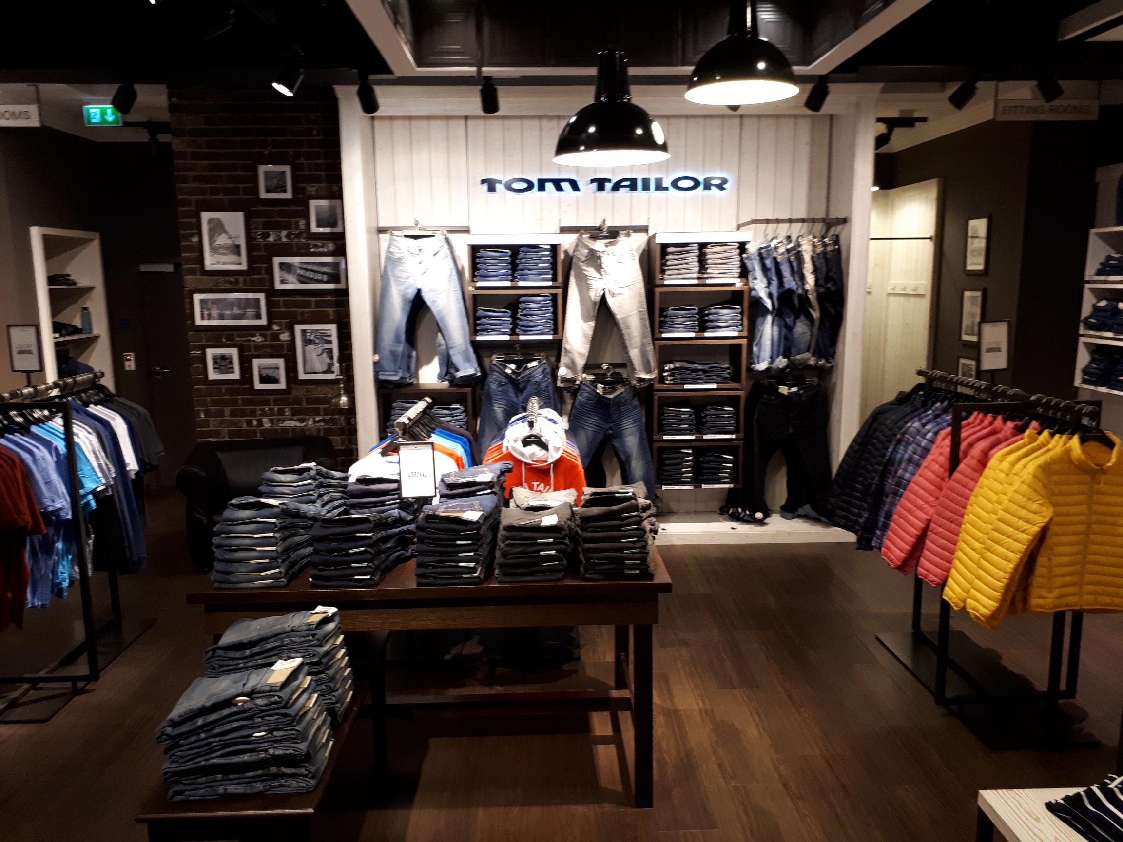 TOM TAILOR Store, Lange Str. 22 in Cloppenburg
