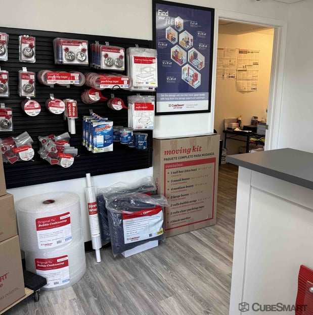 Images CubeSmart Self Storage