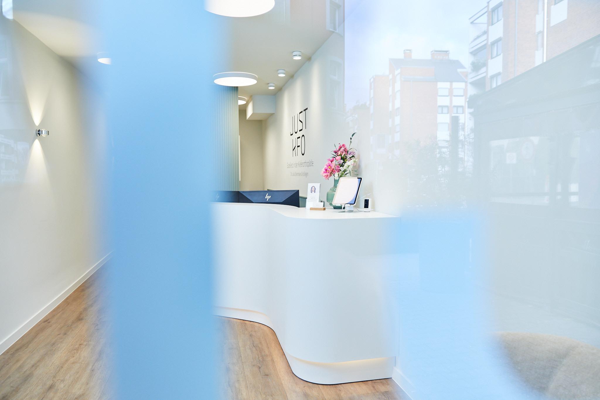 Kieferorthopäde Köln - JUST KFO - Dr. Steinmaier & Kollegen, Hauptstraße 50 in Köln