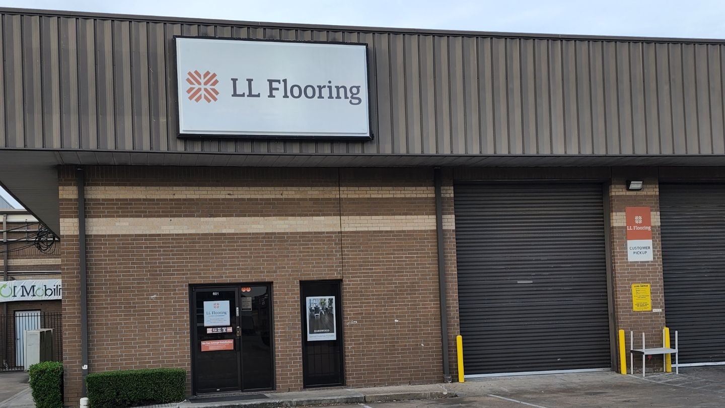 LL Flooring #1021 Northwest Houston | 5829 W. Sam Houston Parkway N | Storefront
