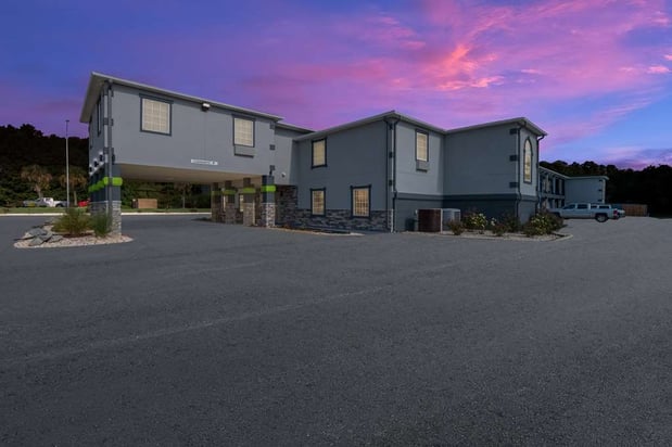 Images SureStay by Best Western Manning