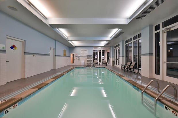Images Holiday Inn Kansas City Airport by IHG