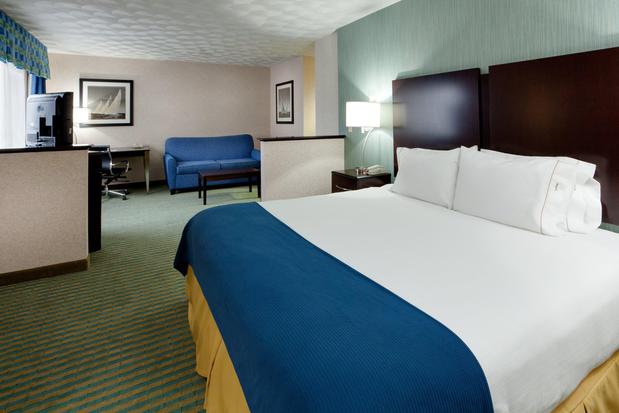 Images Holiday Inn Express & Suites Smithfield - Providence, an IHG Hotel
