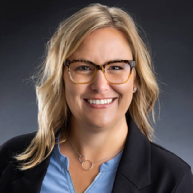 Images Edward Jones - Financial Advisor: Linsey Preuss, AAMS®