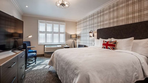 Images Aristocrat Hotel, BW Signature Collection