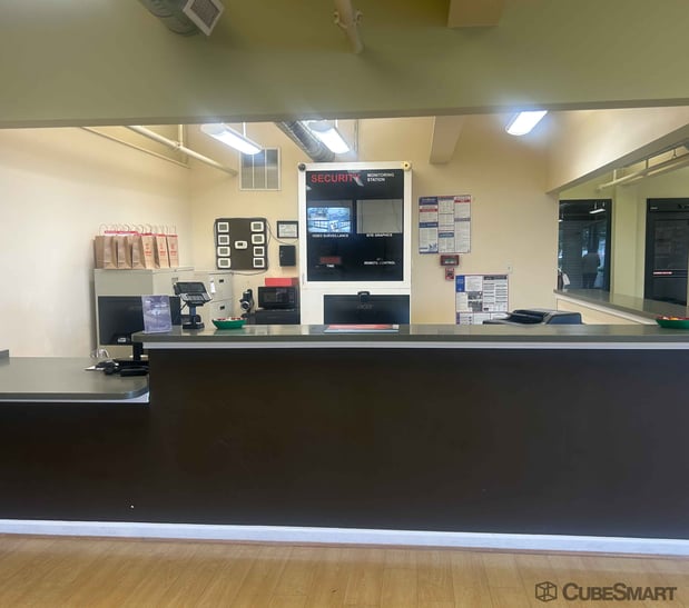 Images CubeSmart Self Storage