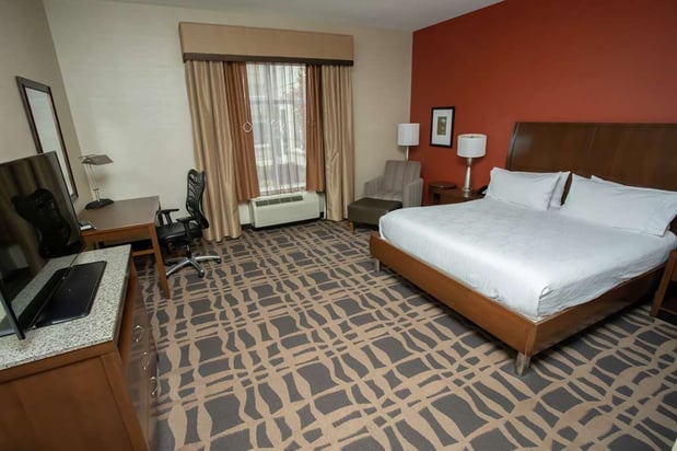 Images Hilton Garden Inn Dayton South-Austin Landing
