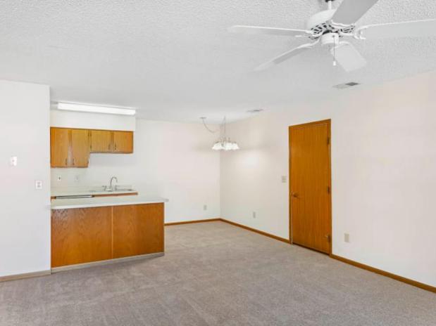 Images Waterford Apts