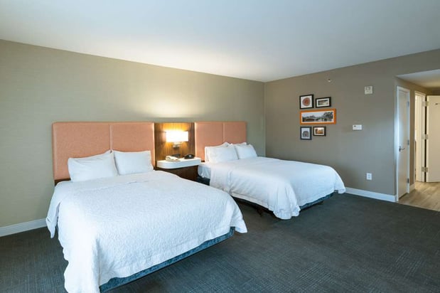 Images Hampton Inn & Suites Jamestown