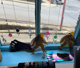 Images Garnet Moon Boutique