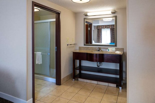 Images Hampton Inn & Suites Toledo-Perrysburg