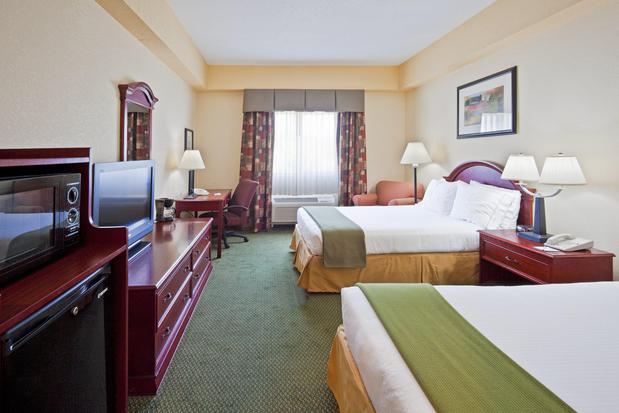 Images Holiday Inn Express West Palm Beach Metrocentre by IHG