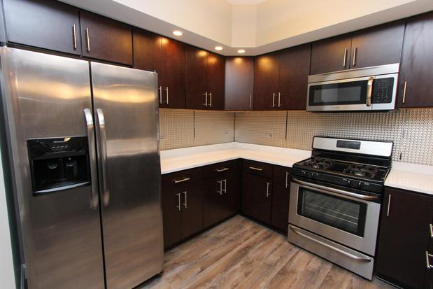 Images 770 Elmwood Apartments