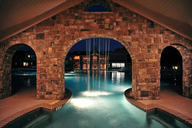 Images The Cottages at Lake Tamaha - Student Housing