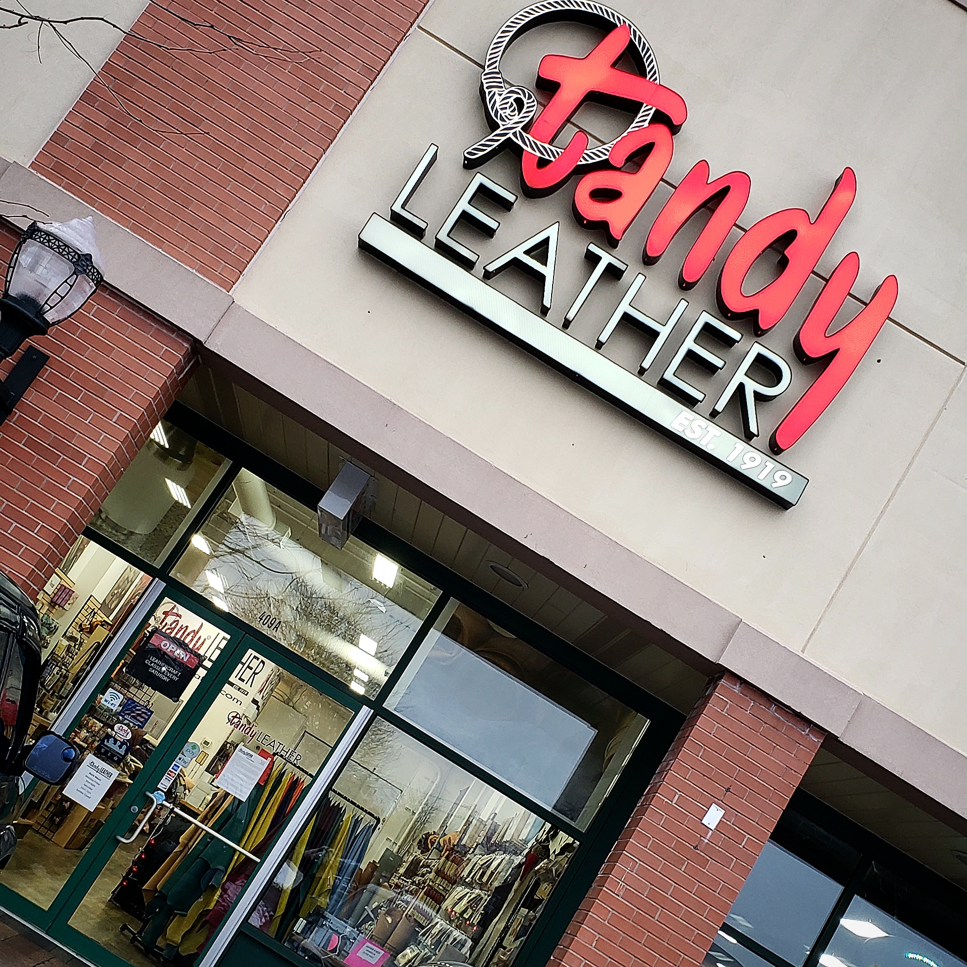 Tandy Leather Pittsburgh - 118, 1075 S Main St, #108, Greensburg