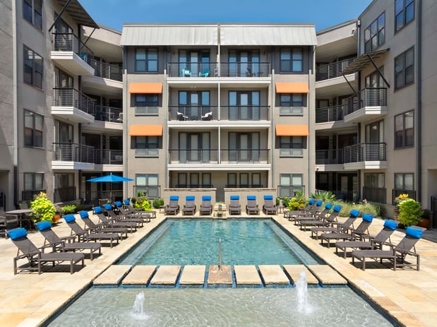 Images Camden Belmont Apartments