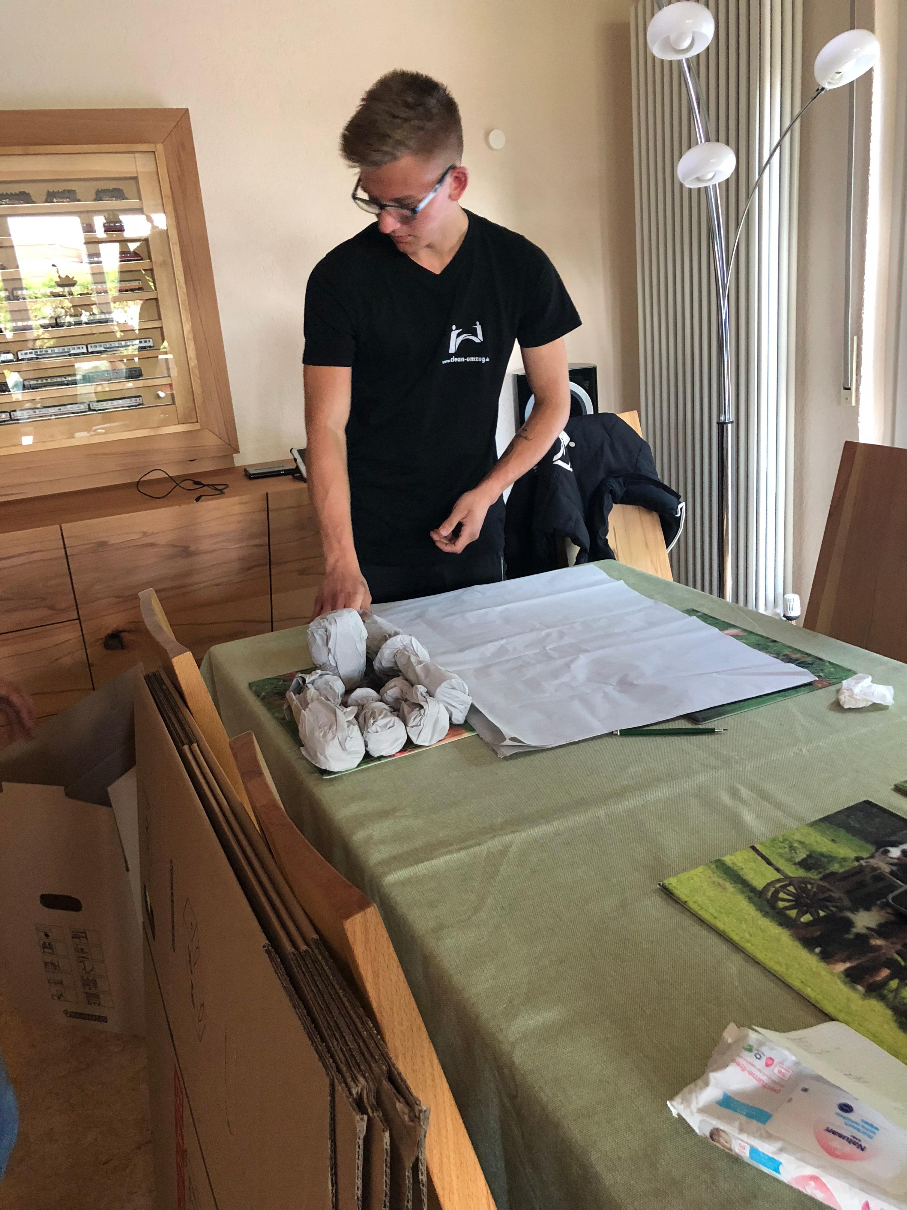 Burak Sevim Clean Umzüge, Leonhardstr. 12 in Nürnberg