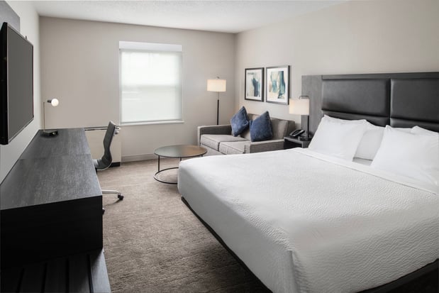 Images Holiday Inn Express South Burlington - Downtown by IHG