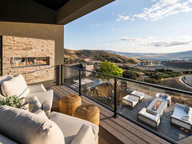 Images Toll Brothers at Lakeview Estates