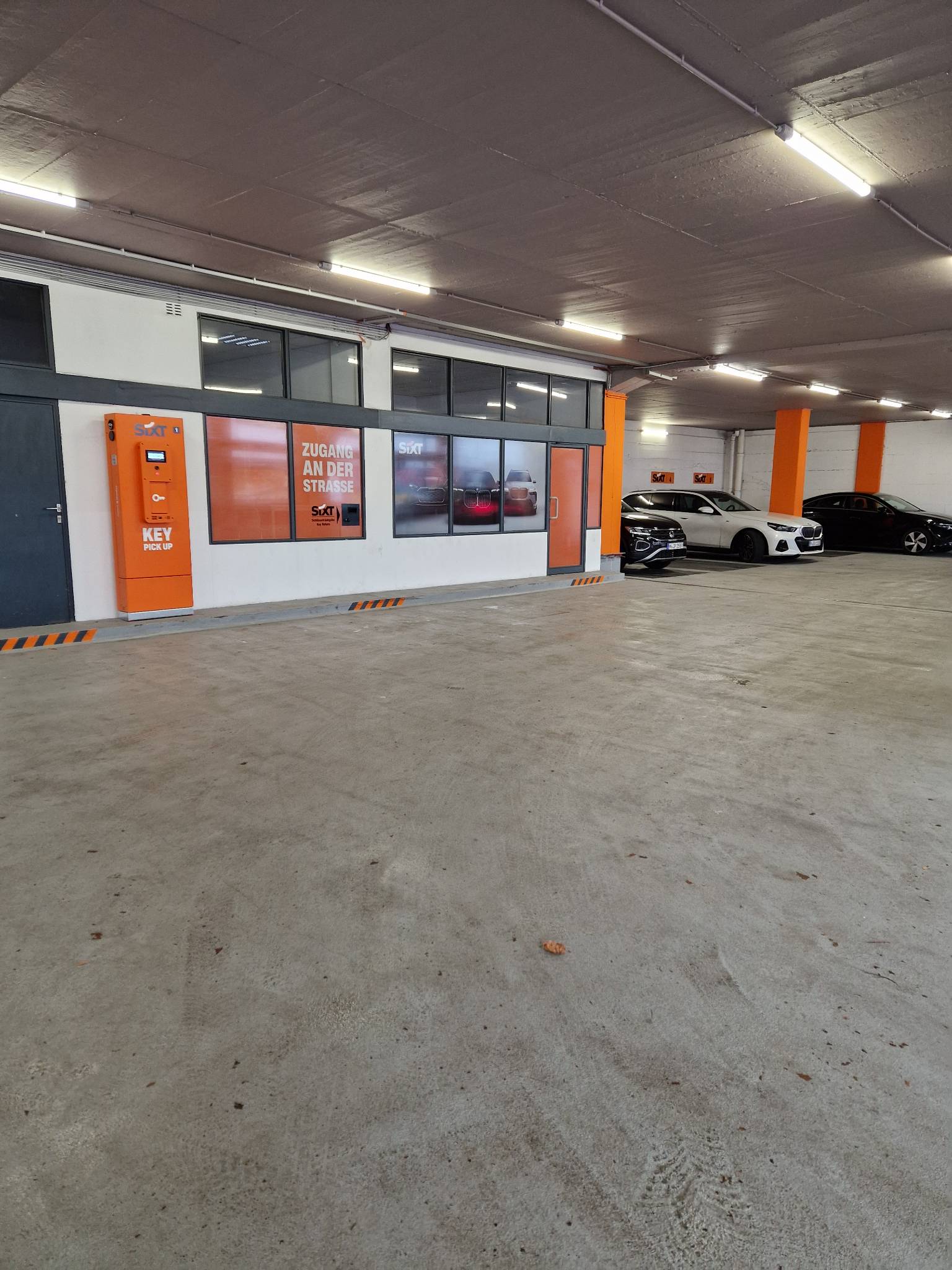 SIXT Autovermietung Bielefeld, Elsa-Brändström-Str. 6-8 in Bielefeld