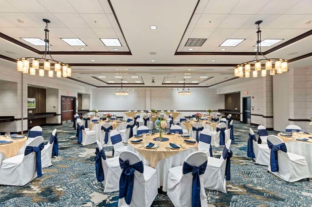 Images DoubleTree by Hilton Front Royal Blue Ridge Shadows