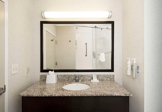 Images Hampton Inn & Suites Raleigh Downtown