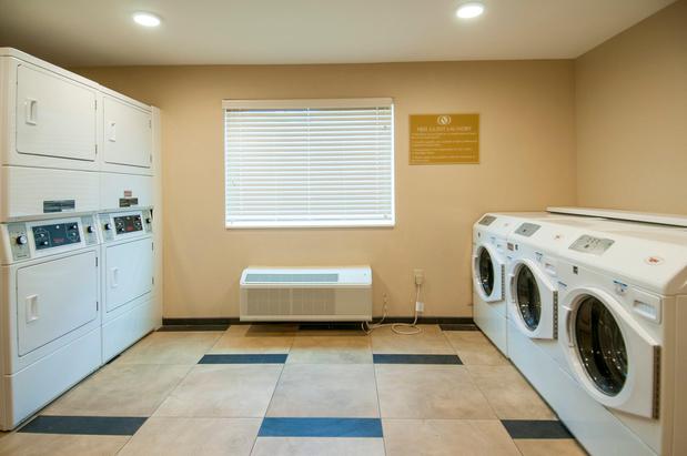 Images Candlewood Suites Baton Rouge - College Drive by IHG