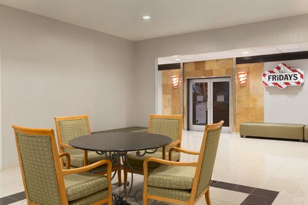 Images Embassy Suites by Hilton Newark Wilmington South