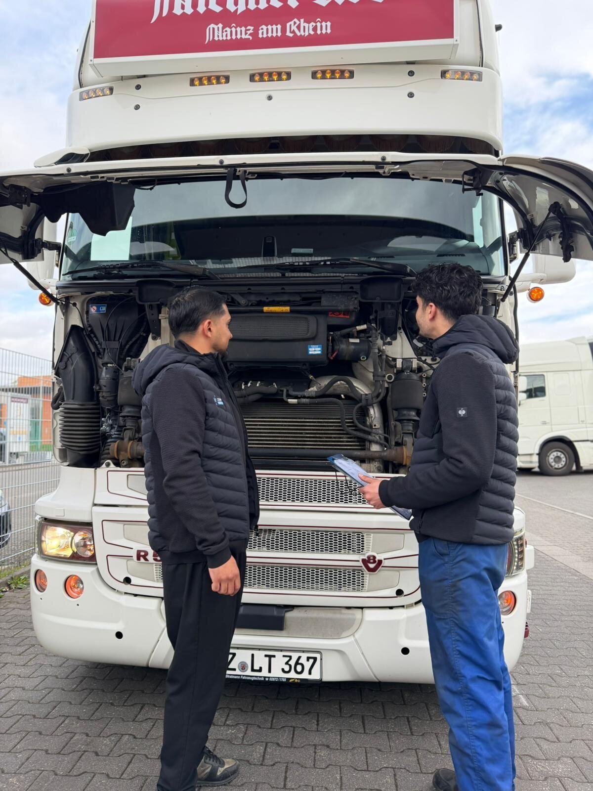 Certus Truckcenter, Am Kuemmerling 5 in Bodenheim